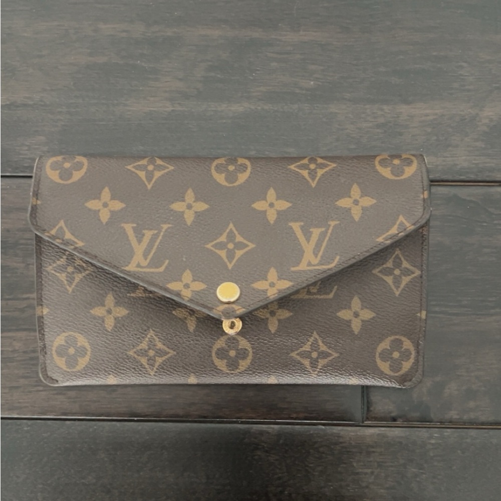Louis Vuitton envelope wallet in monogram